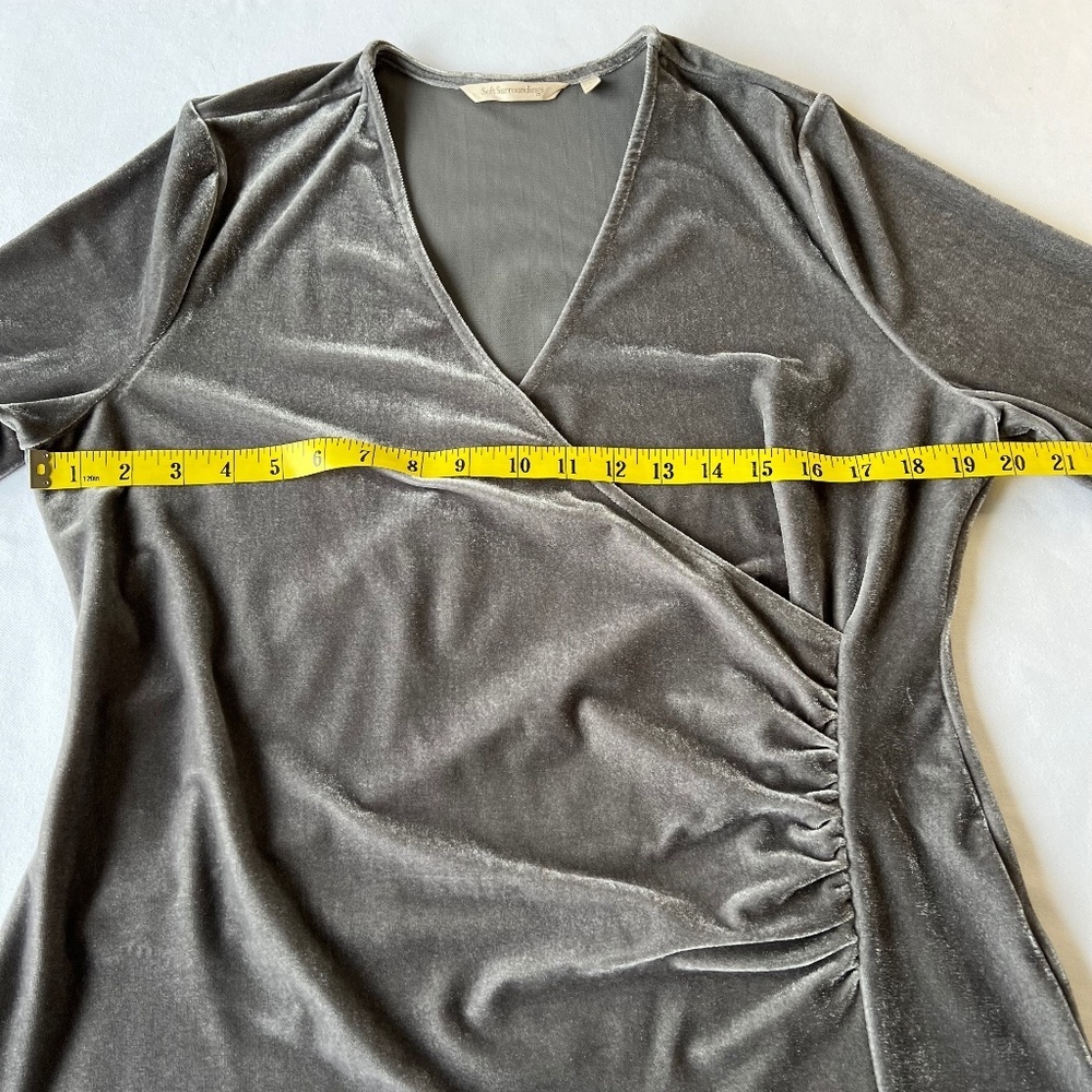 *FIRM PRICE* Soft Surroundings Alyssa Velvet Crossover Ruched Top - Picture 5 of 11